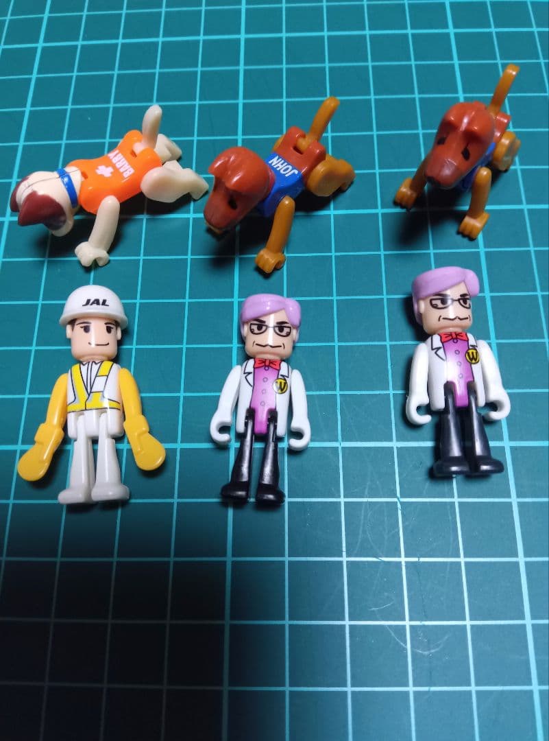 トミカ　プラキッズ　５４体