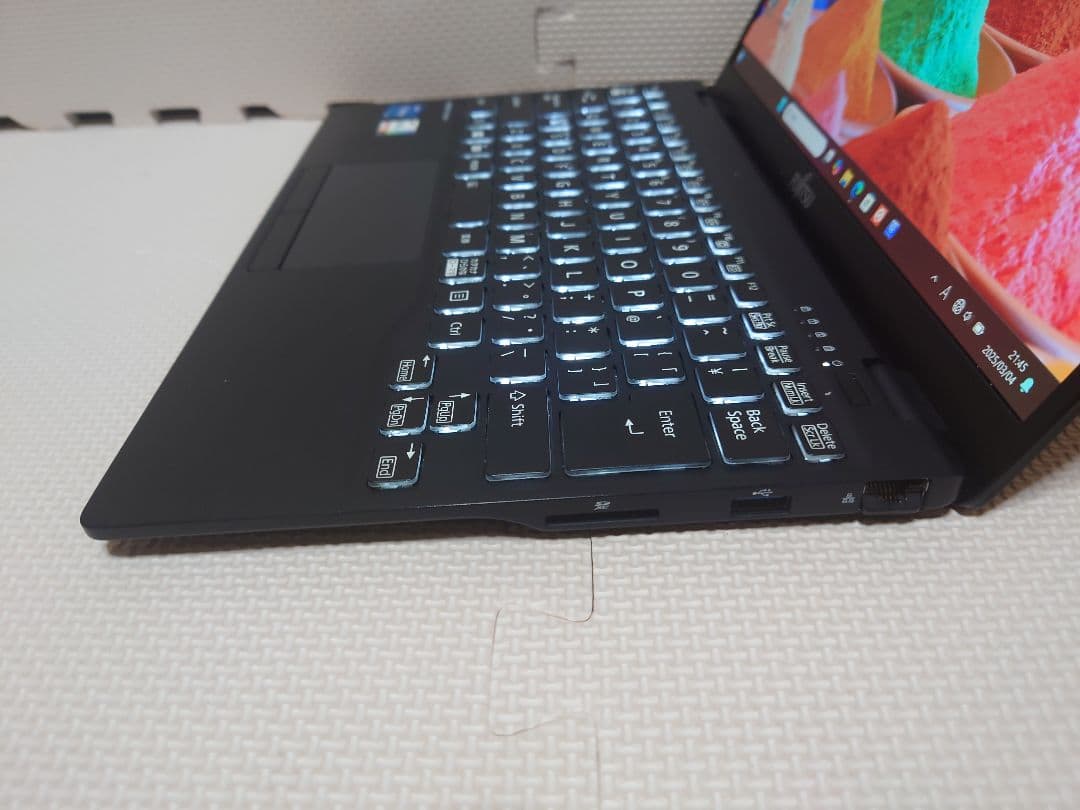 富士通Lifebook/i5-1135G7/16G/750g超軽量ノートパソコン
