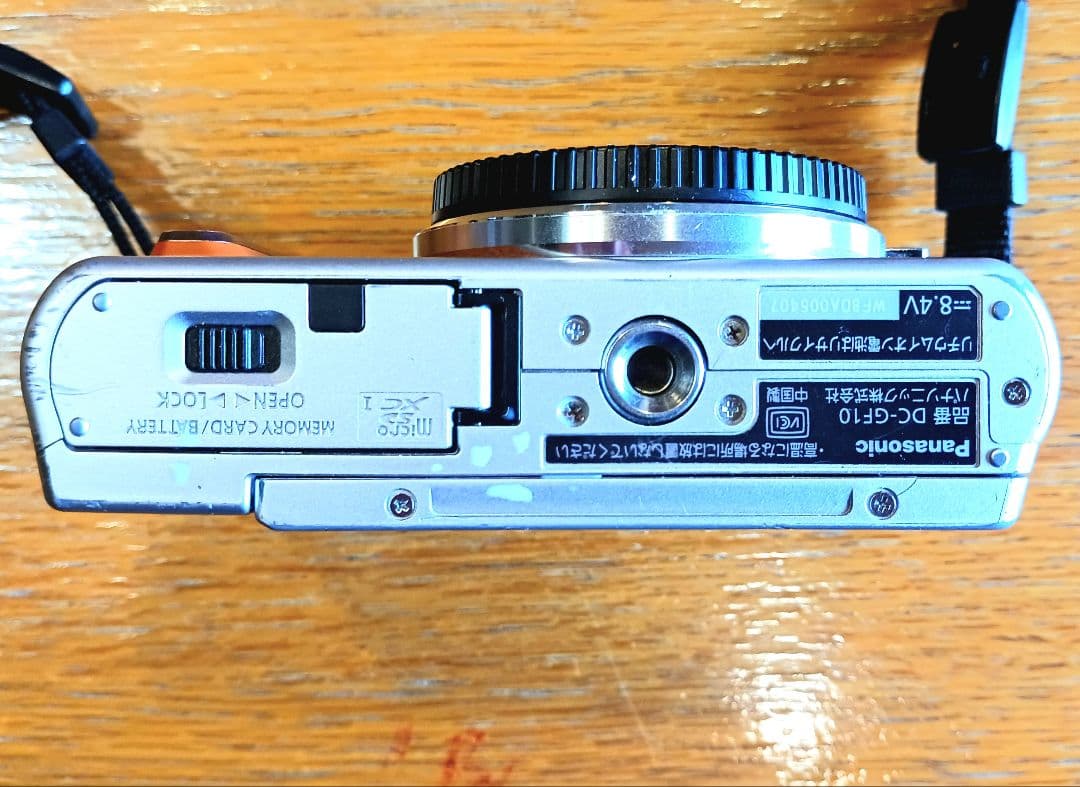 【ジャンク】Panasonic LUMIX DC-GF10 オレンジ