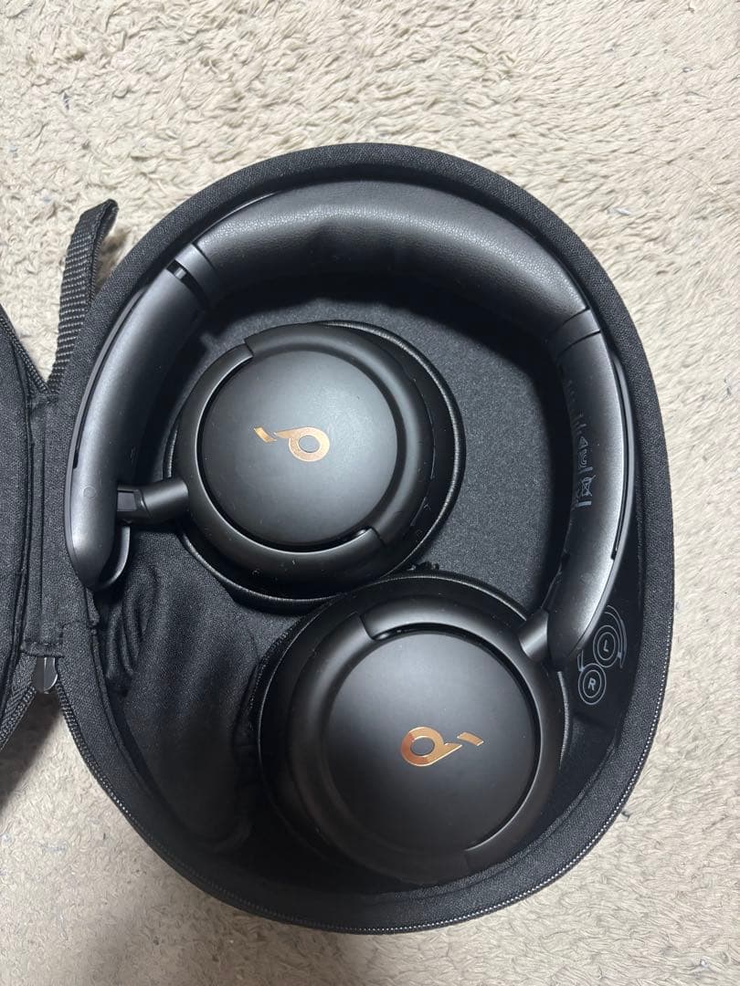 ヘッドホン Soundcore Life Q30