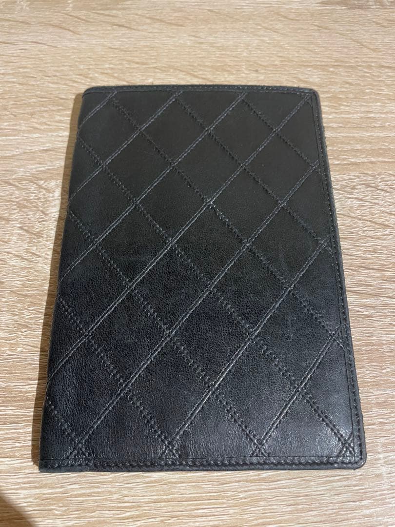 CHANEL 黒 レザー カードケース キルティング