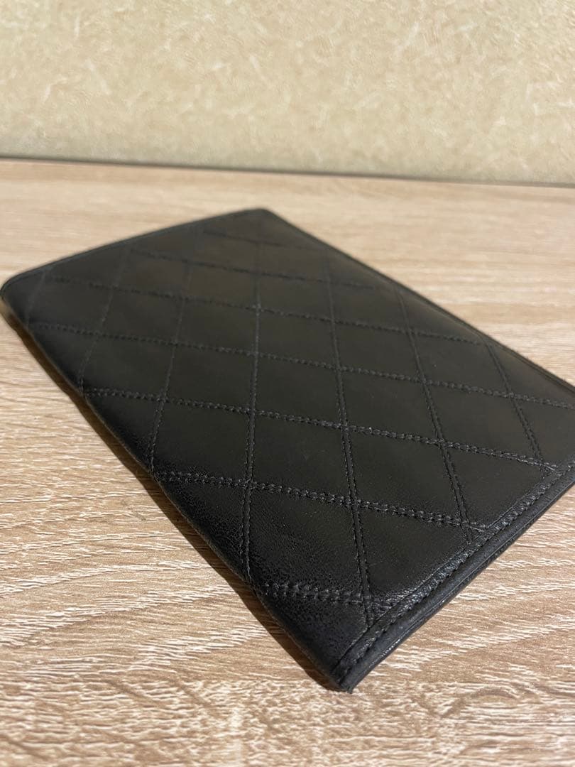 CHANEL 黒 レザー カードケース キルティング