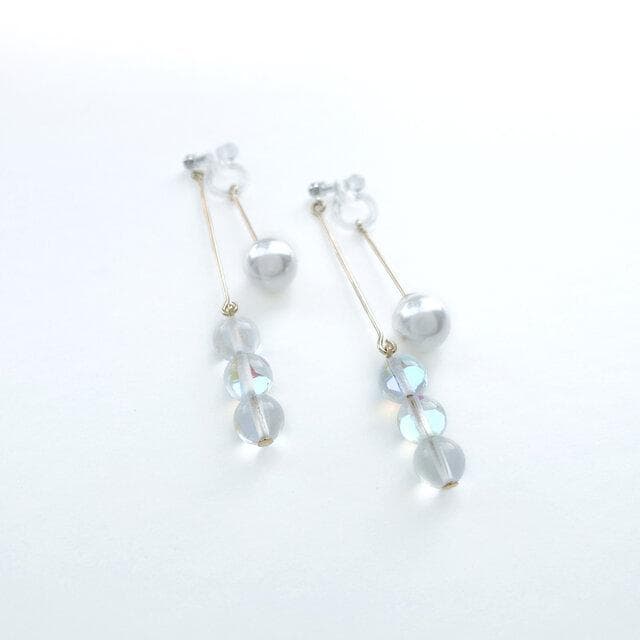 スクエアフックイヤリング（オーロラボール）