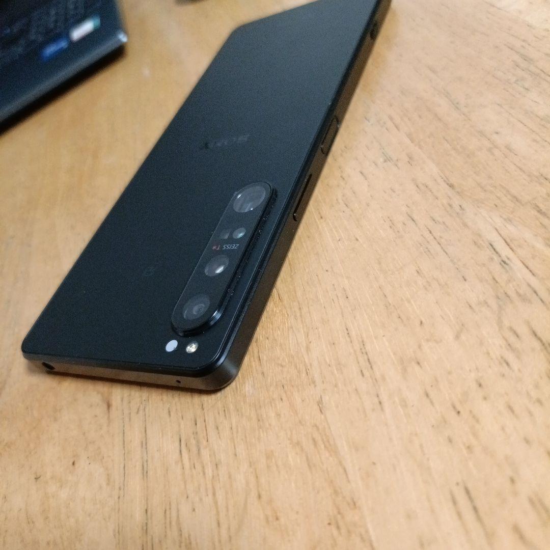 Sony Xperia 1 IV 【電源性能良好、保護フィルム&ケース付】
