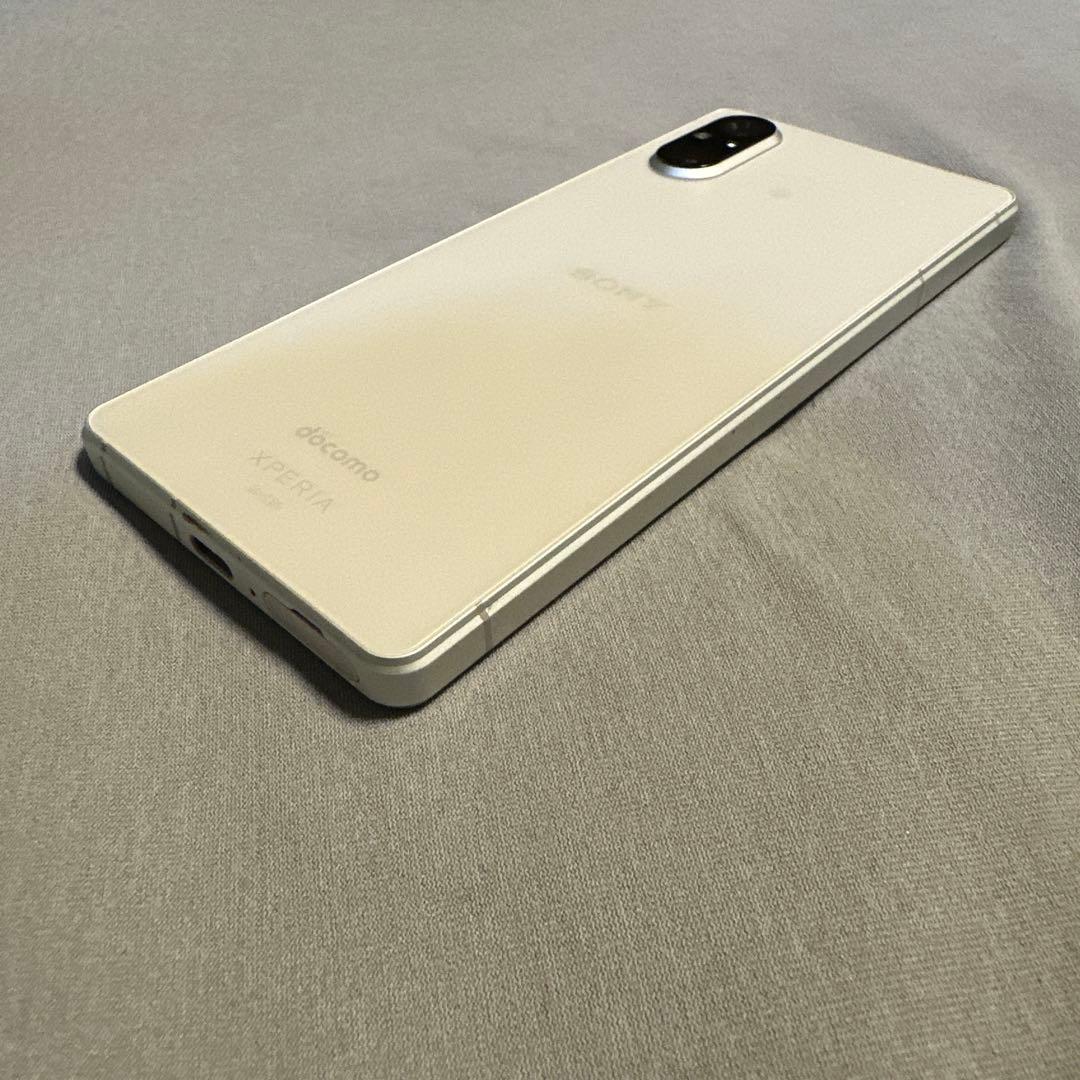 SONY Xperia 5 V SO-53d 128GB simフリー