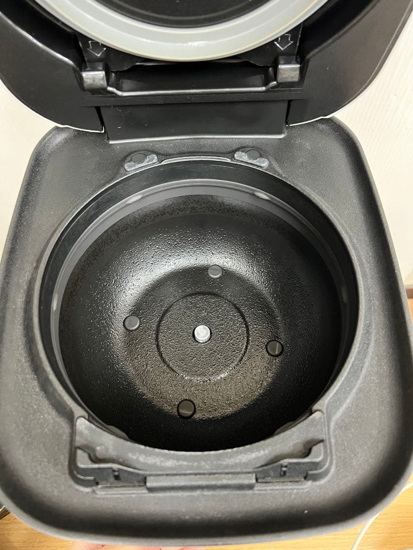 タイガー 圧力IH炊飯器 JPX-A060 3合炊き / プレミアムホワイト