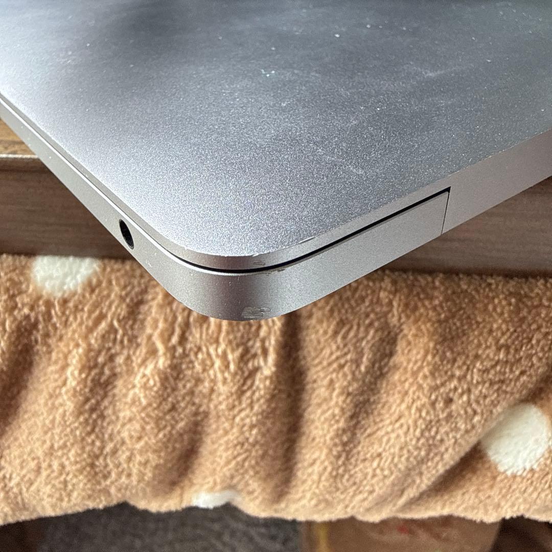 MacBook本体 Apple MacBook Air 13.3 M1 256GB