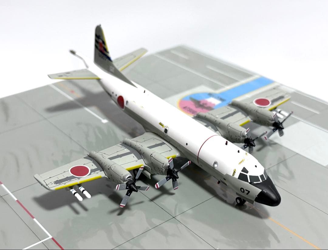 全日空商事 1/200 P-3C 海上自衛隊 VP-3 NEPTUNE