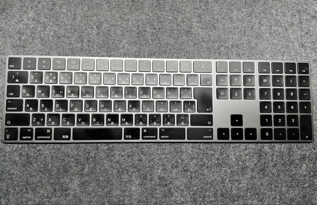 Apple Magic keyboard JIS スペースグレー