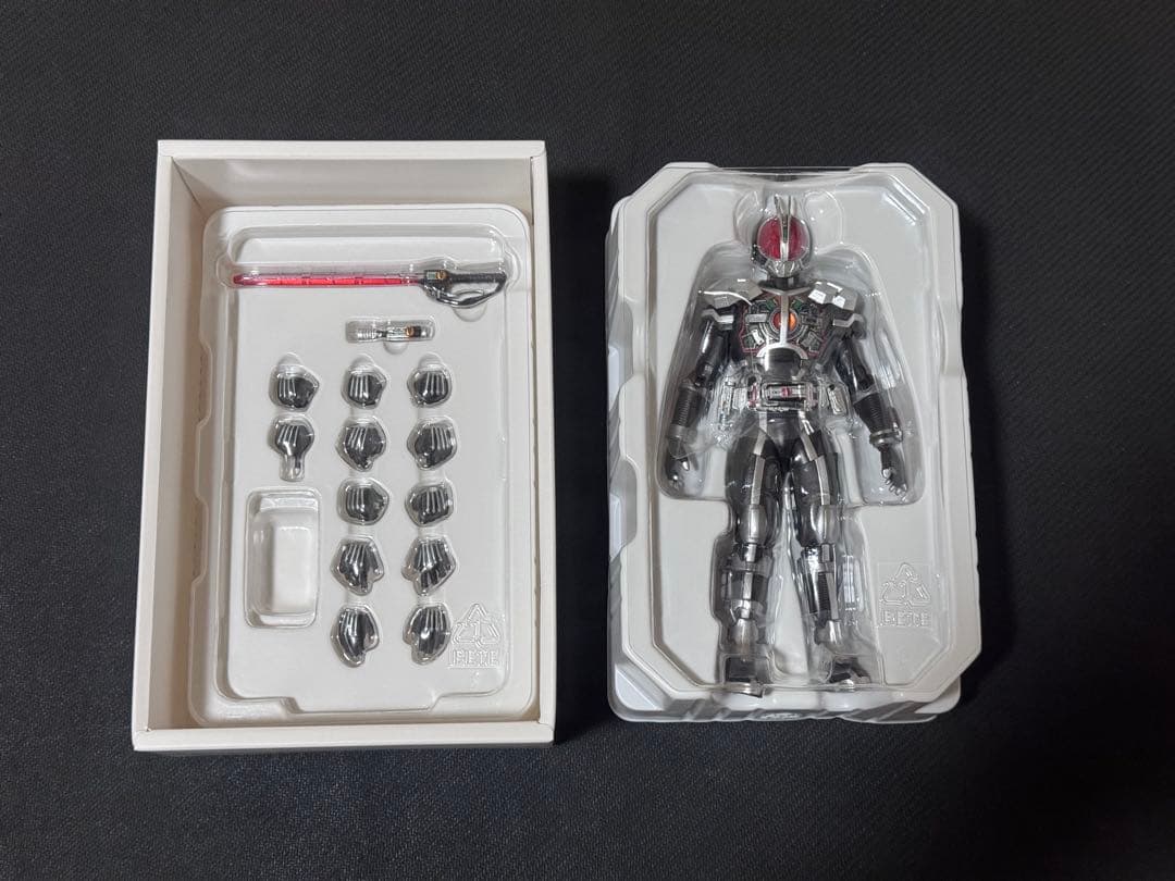 真骨彫製法 仮面ライダー555 アクセルフォーム