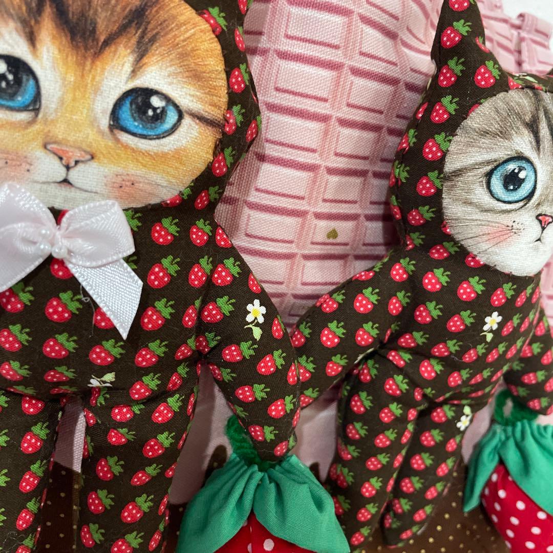 コヤンイサムチョン　いちごたっぷりトートバッグ