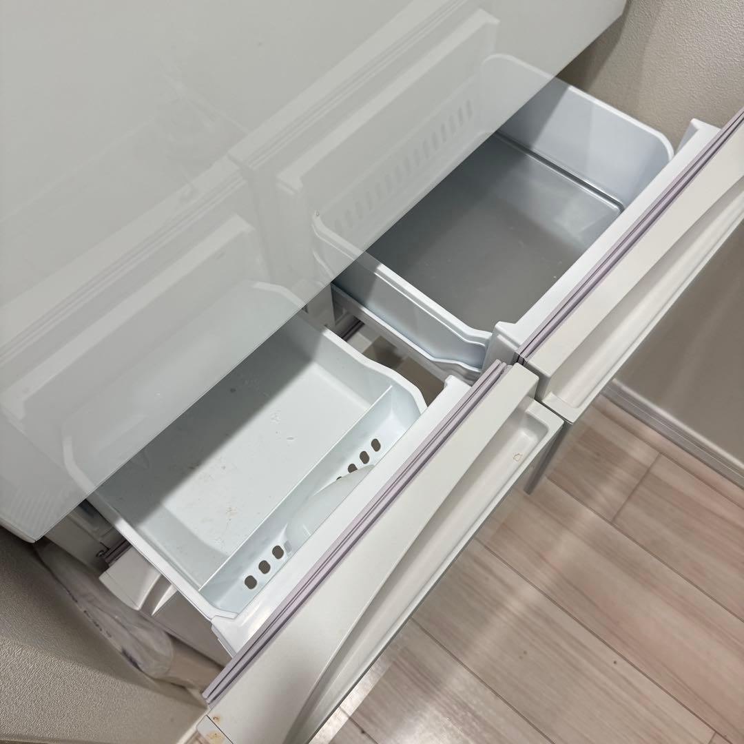 東芝 ノンフロン冷凍冷蔵庫24年製GR-W460FH(EW)」
