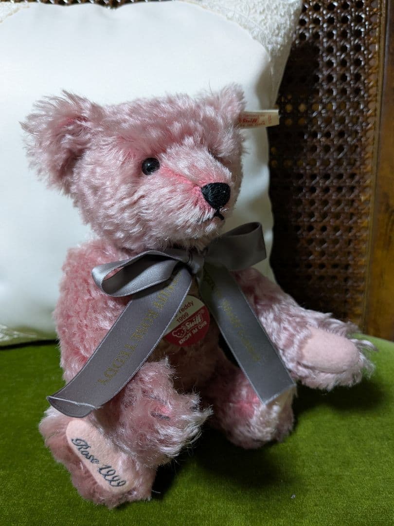 シュタイフローズベア