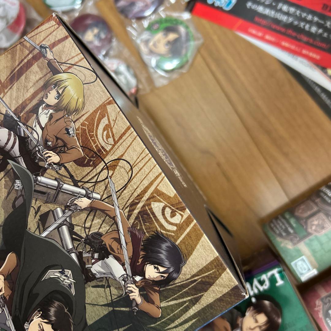 進撃の巨人　グッズセット