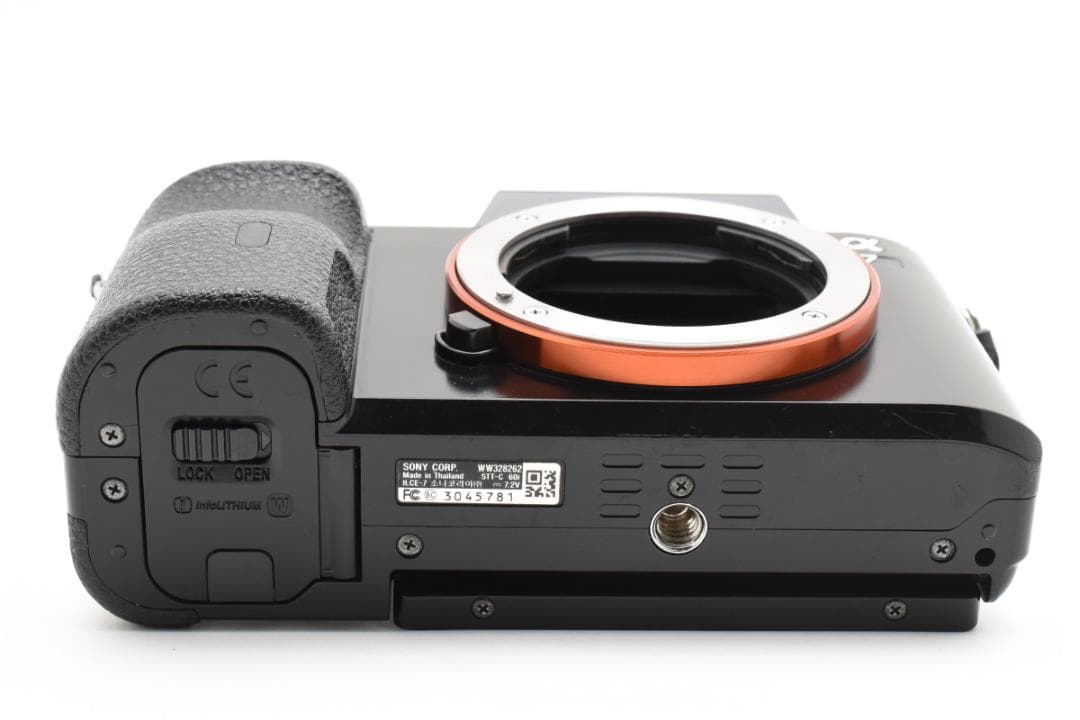 SONY フルサイズミラーレス α7 ILCE-7