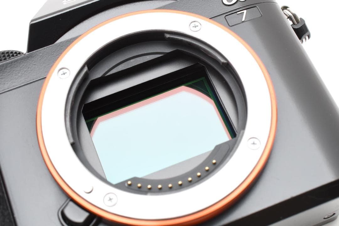 SONY フルサイズミラーレス α7 ILCE-7