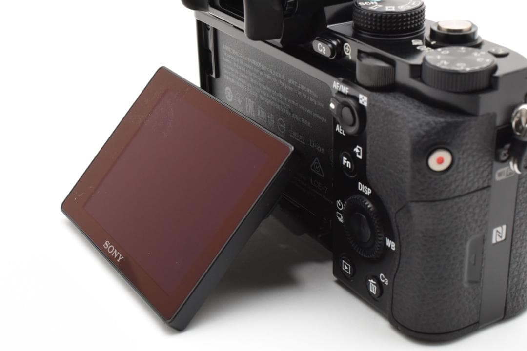 SONY フルサイズミラーレス α7 ILCE-7