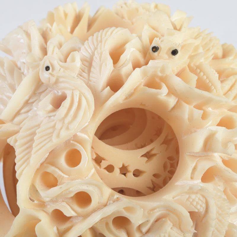 中国　練物　龍鳳凰彫刻　多層球　置物　唐木台付　V　9977