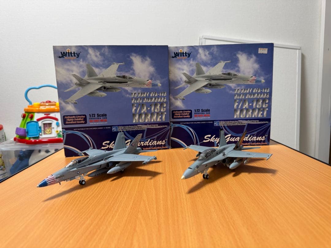 Witty F/A-18 Hornet 1/72スケール 2機セット