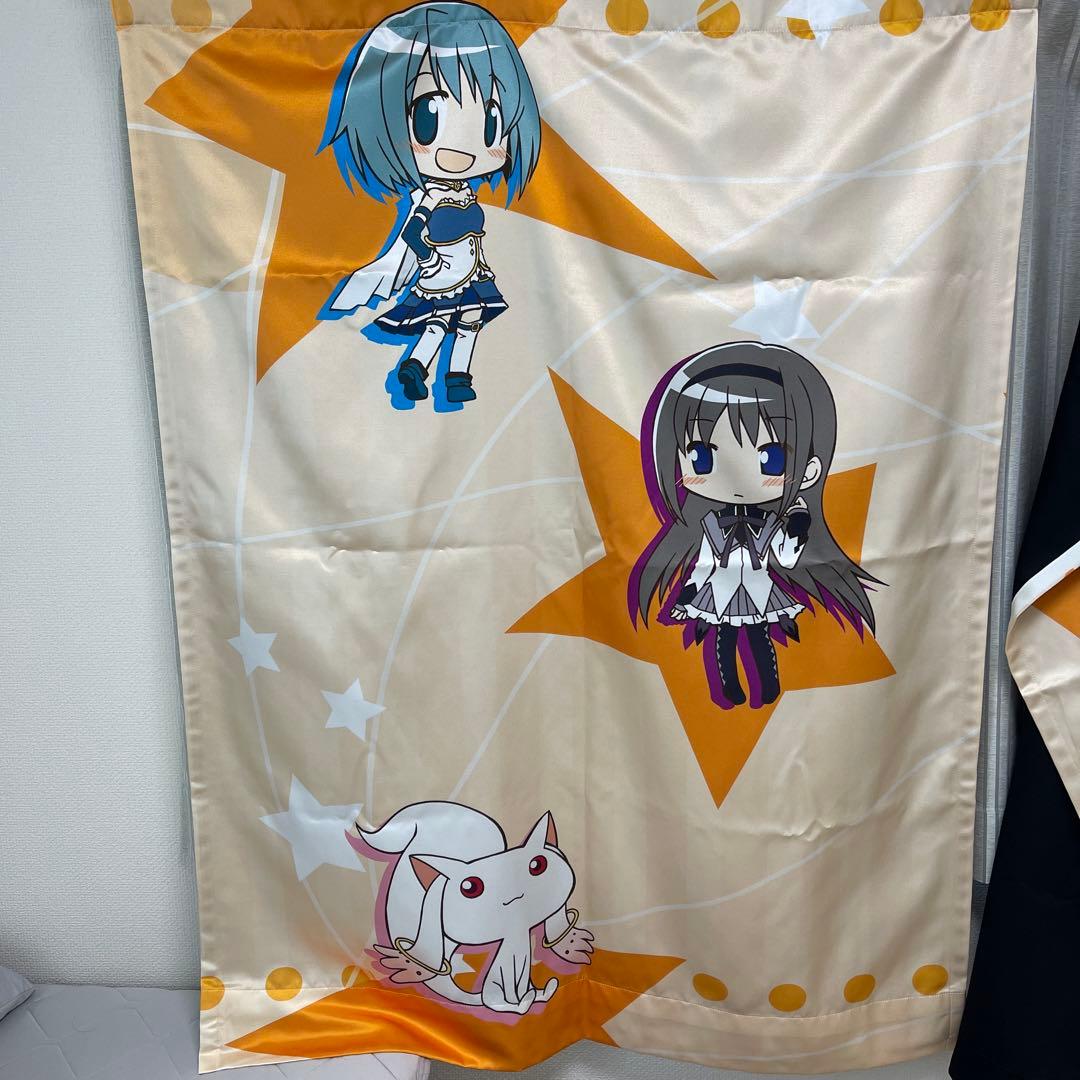 まどマギ　遮光カーテン　1枚あたり90cm×135cm
