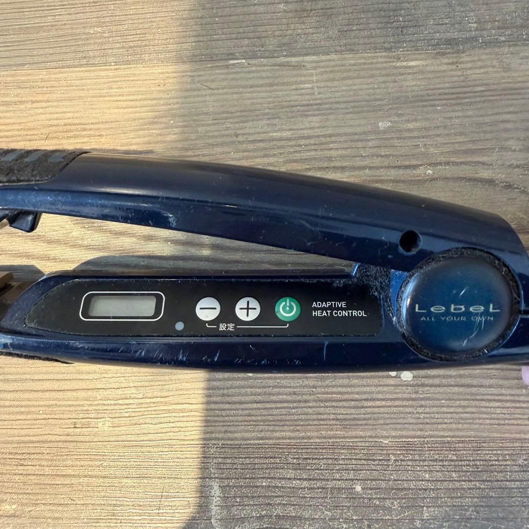 PLIA プライア　ADST アドスト　ストレートアイロン