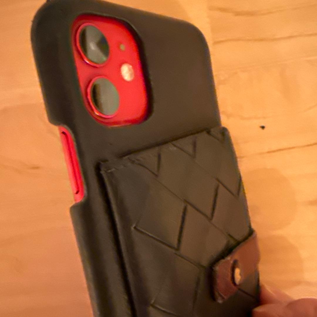 bottega veneta 公式スマホ レザー　iPhone14ケース