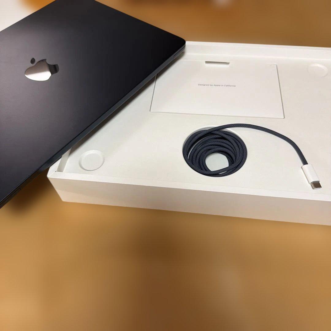 MacBook本体 Apple MacBook Air 13inch (M3/16GB/512GB)