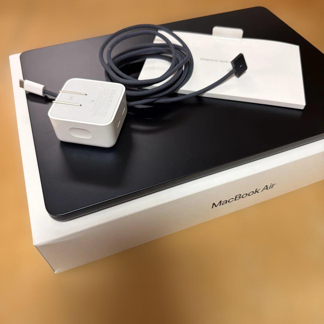 MacBook本体 Apple MacBook Air 13inch (M3/16GB/512GB)