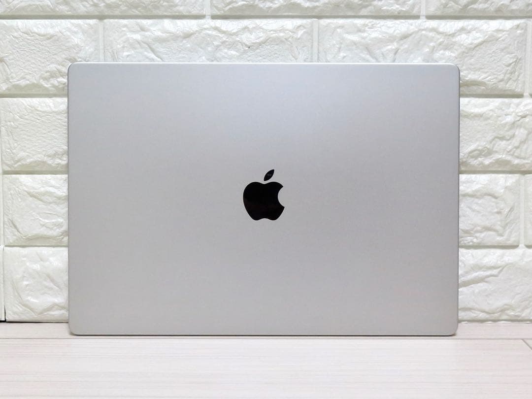 M1Max MacBookPro 16 メモリ32GB SSD1TB シルバー