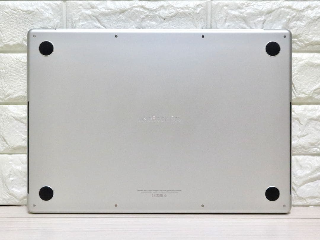 M1Max MacBookPro 16 メモリ32GB SSD1TB シルバー