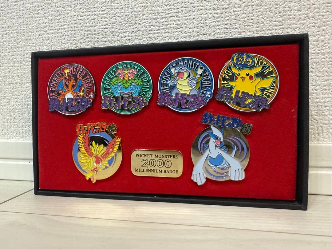 【希少】ポケットモンスター ミレニアムピンバッジセット　2000