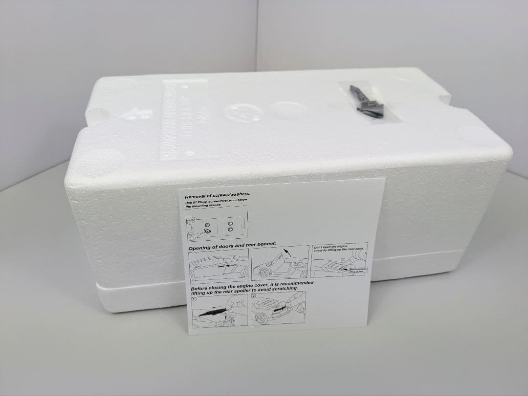 ミニカー 1/18 オートアート ランボルギーニ アヴェンタドール S イエロー