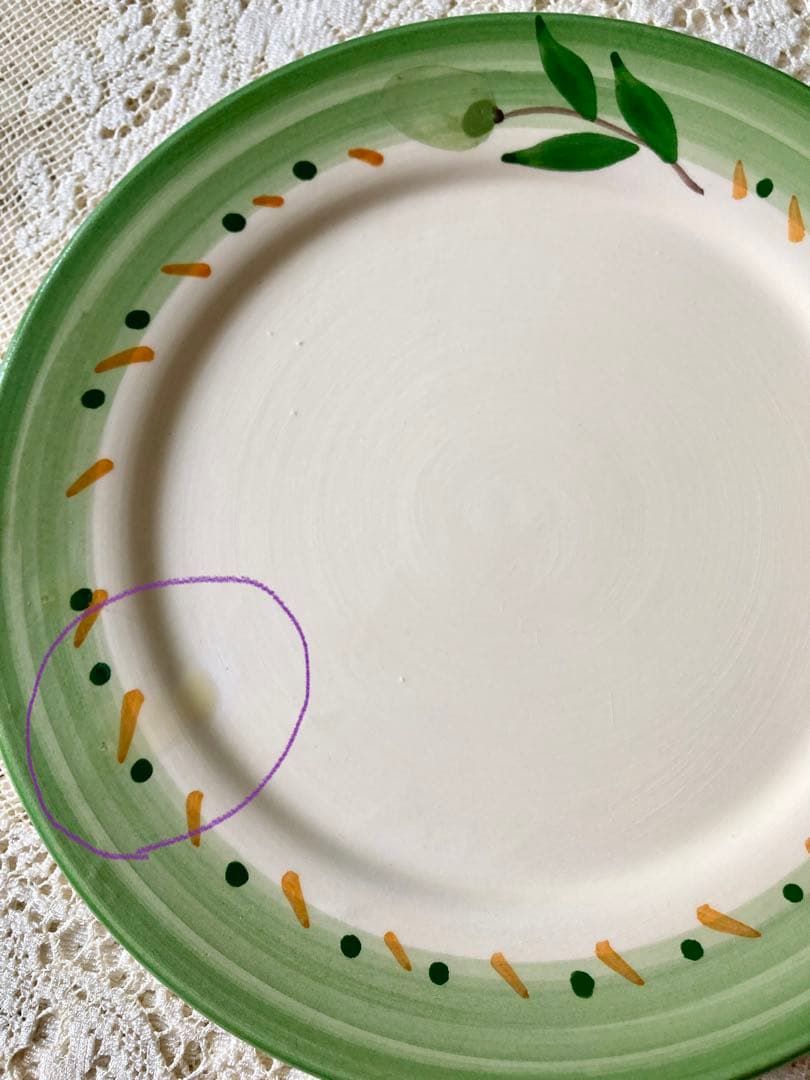 値下　新品　南仏プロヴァンス製　温かみあり素敵オリーブ柄♪丸皿4枚　ケーキ皿等に