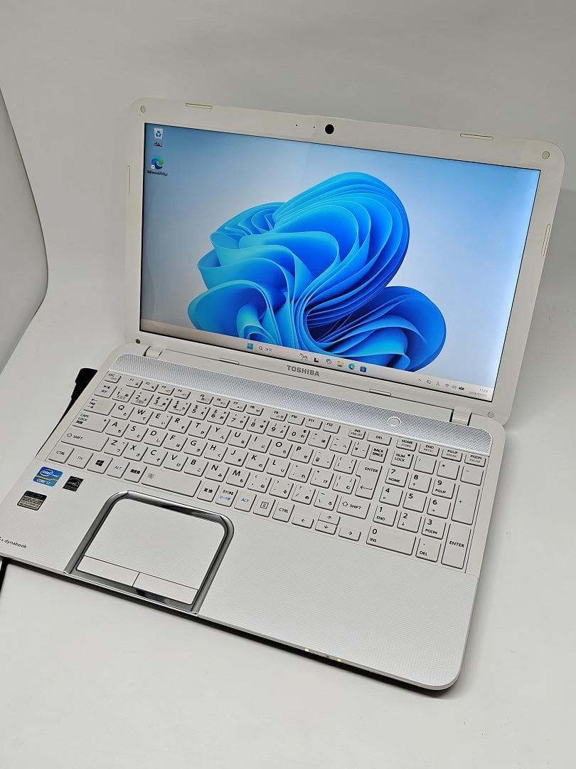 【東芝】爆速 Corei7/新品SSD128GB ノートパソコン 8GB E10