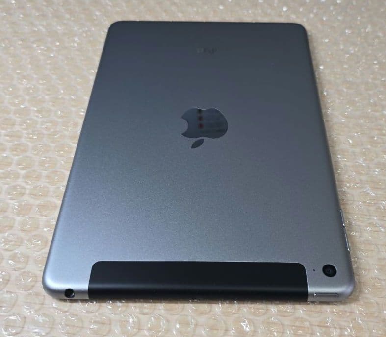 ス*ム様 比較的美品◼️iPad mini 4◼️128GB◼️バッテリー良品◼