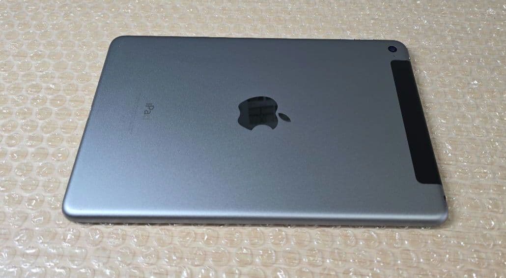 ス*ム様 比較的美品◼️iPad mini 4◼️128GB◼️バッテリー良品◼