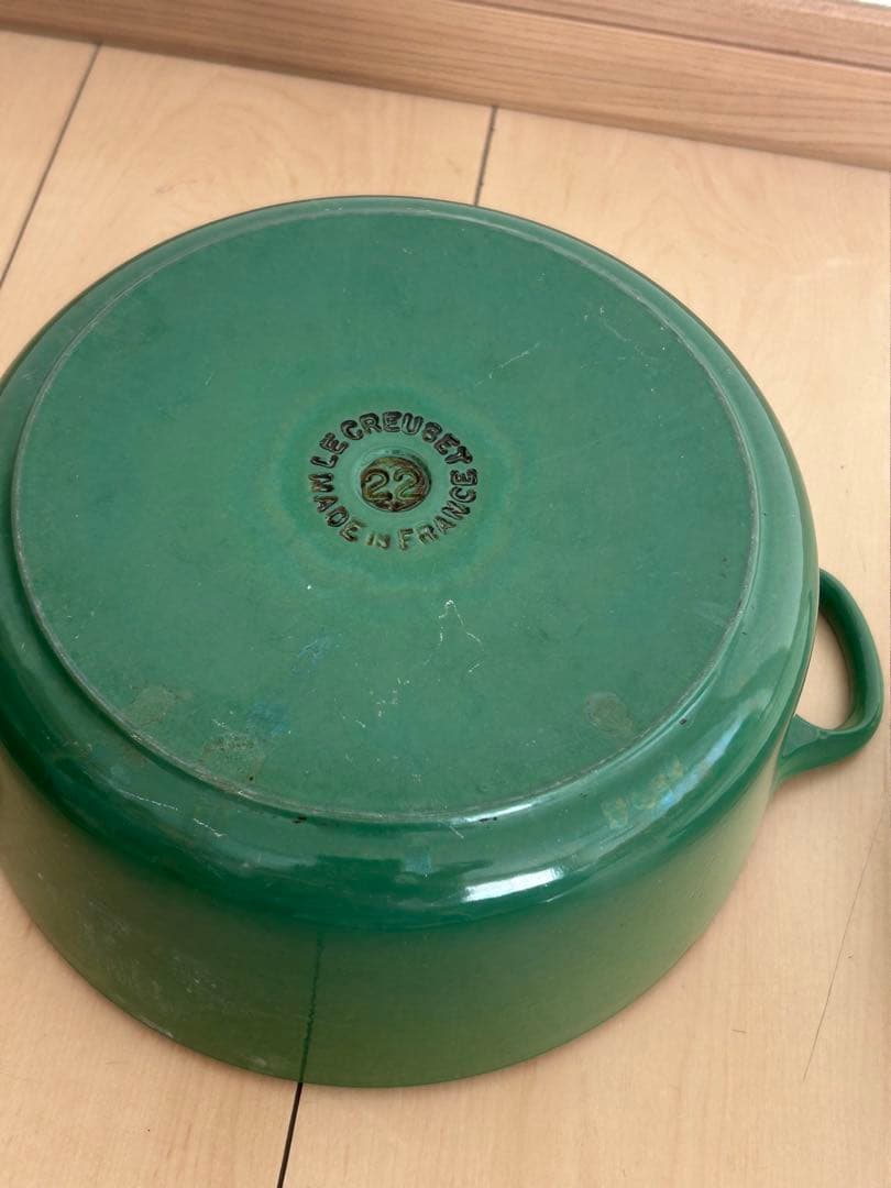 LE CREUSET　ココット ロンド レーシンググリーン22cm