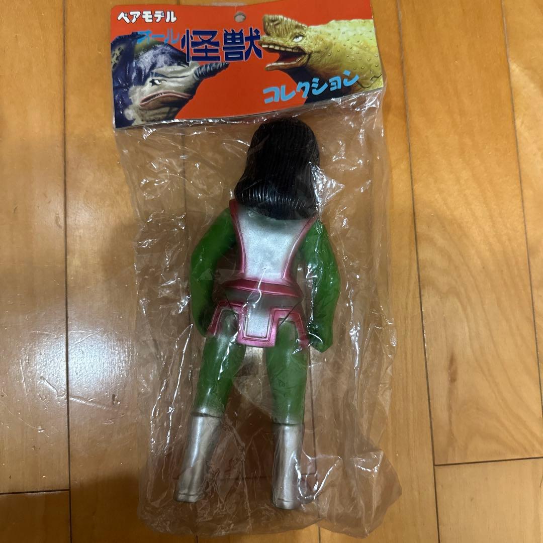 ウルトラマン ペアモデル ゴース星人ソフビ