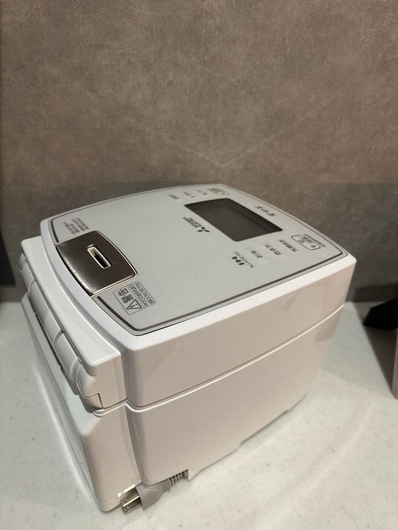 三菱 NJ-KSE10C-W 炊飯器 ホワイト