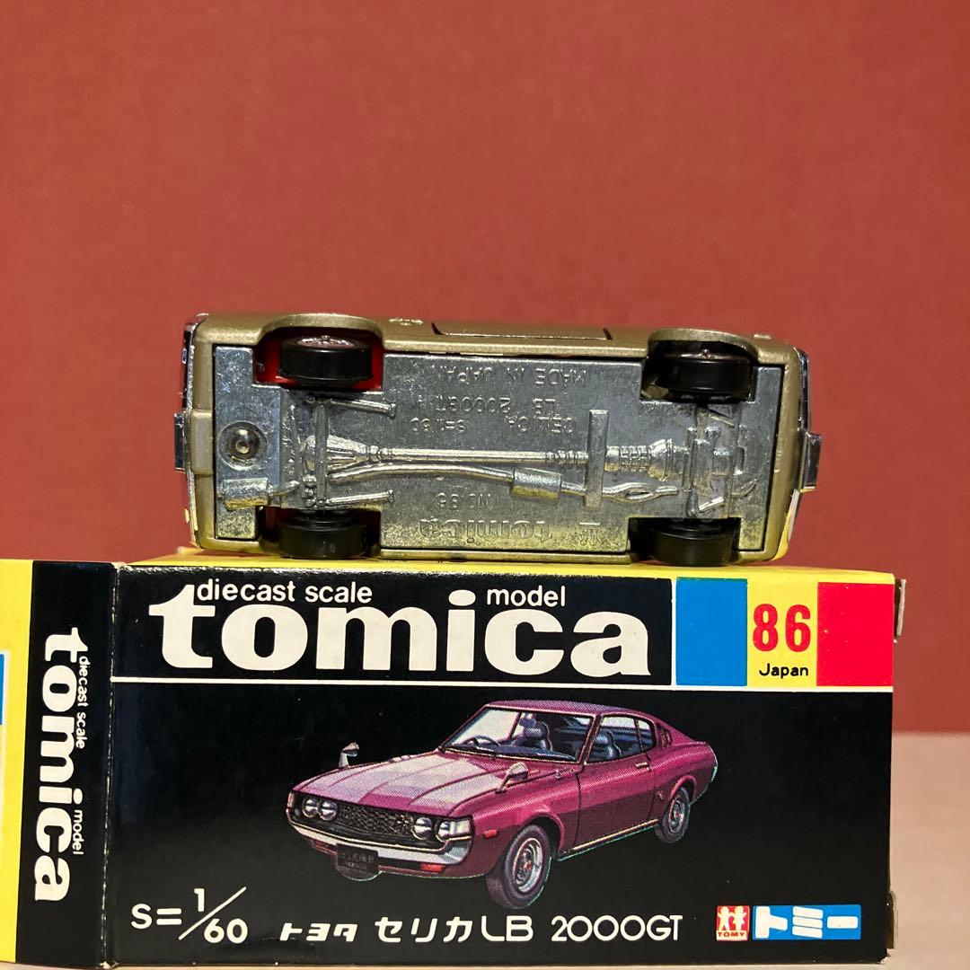 黒箱トミカ 86 トヨタ　セリカlb 2000gt ゴールド ミニカー