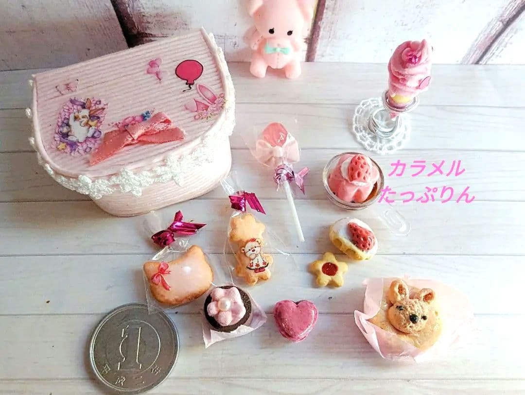 ◆かわいいピンクのお菓子箱◆