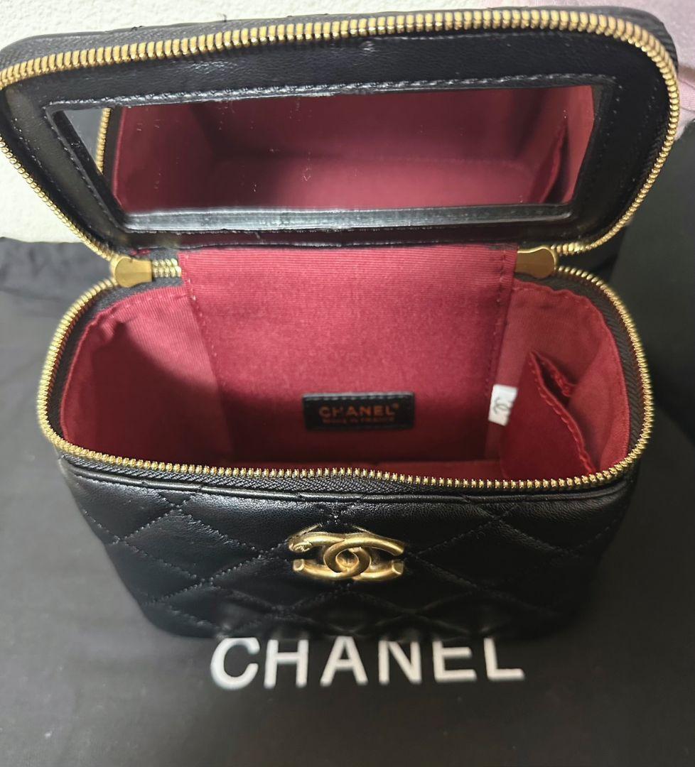 CHANEL ノベルティラムスキンレザーバニティショルダーバッグブラックおまけ付