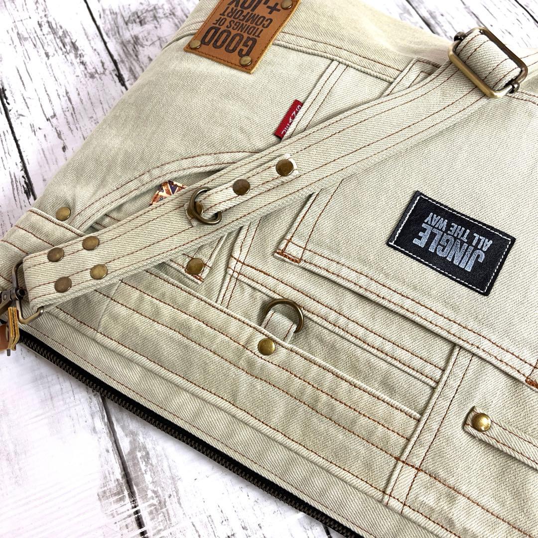 デニムリメイクショルダーバッグ　❤️男前　男女兼用