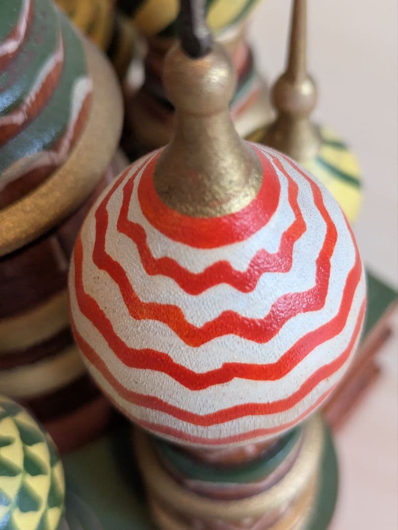 s*a様 ロシア雑貨　聖ワシリイ大聖堂　木製オーナメント　インテリア雑貨　置物