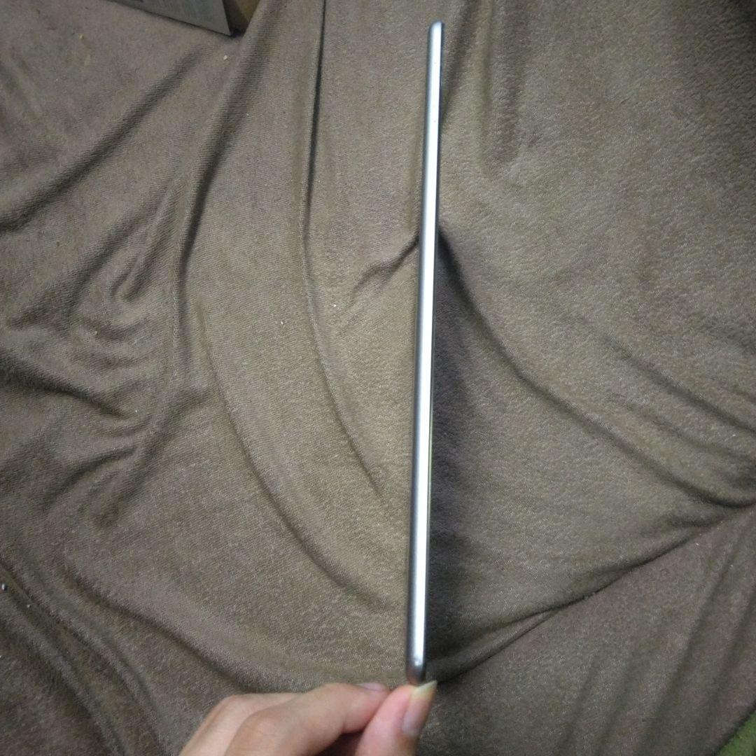 iPad air2 シルバー 本体　GWセール！