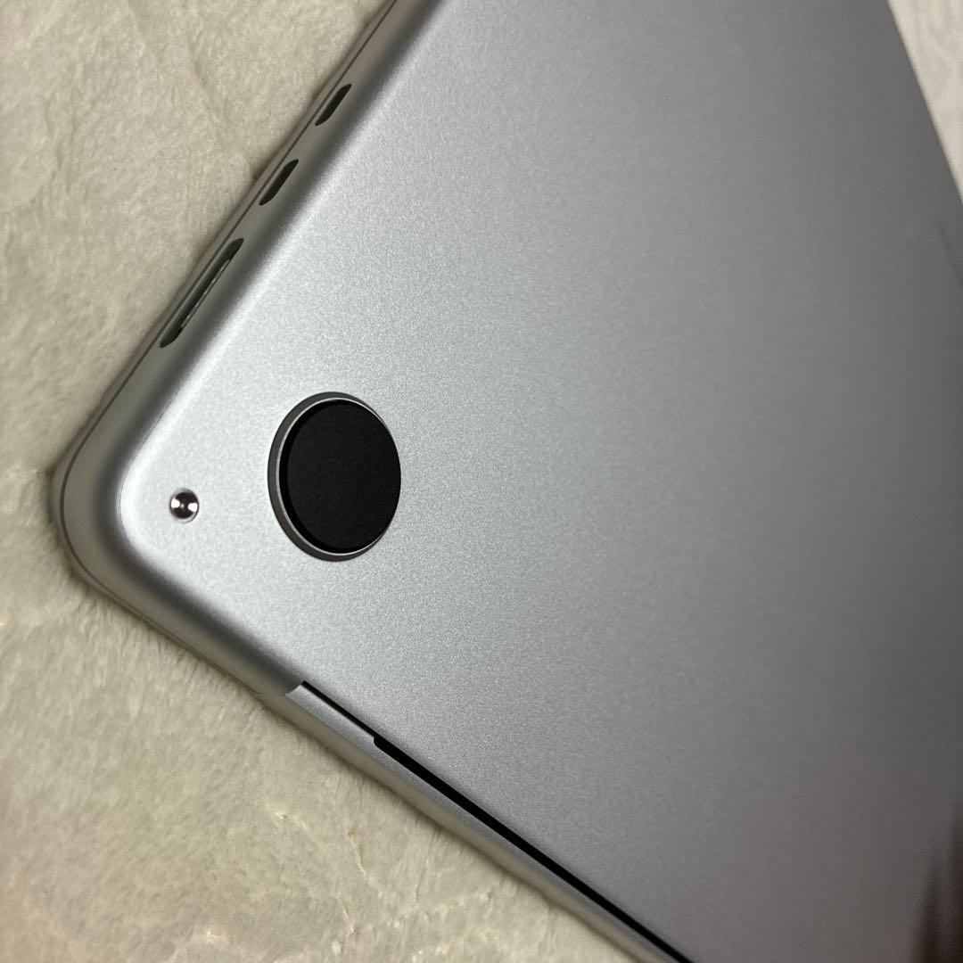 MacBook Air 15インチ M4チップ 16GB 256GB 付属品込み