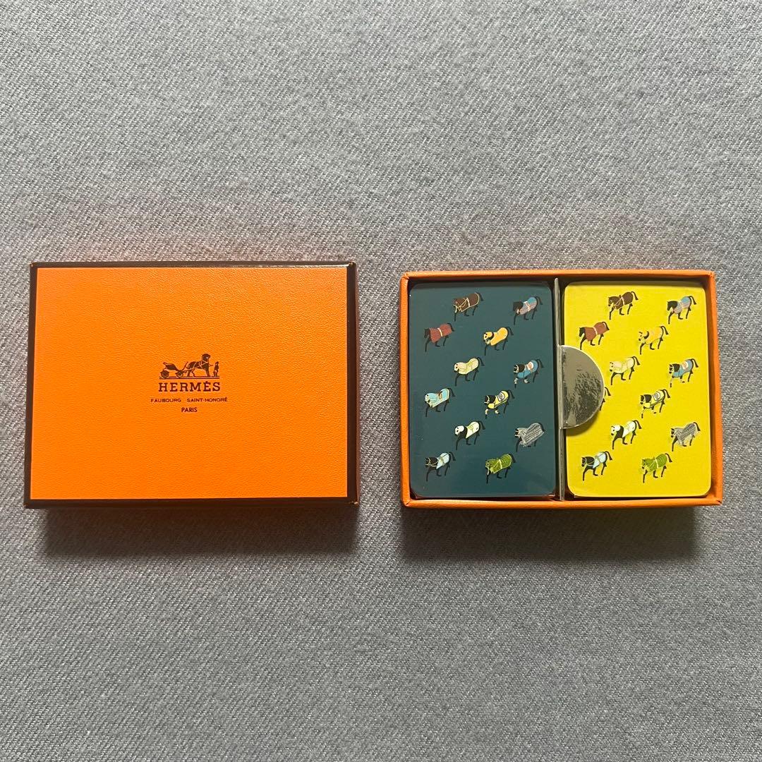 HERMES エルメス トランプ 馬柄 箱・袋付き