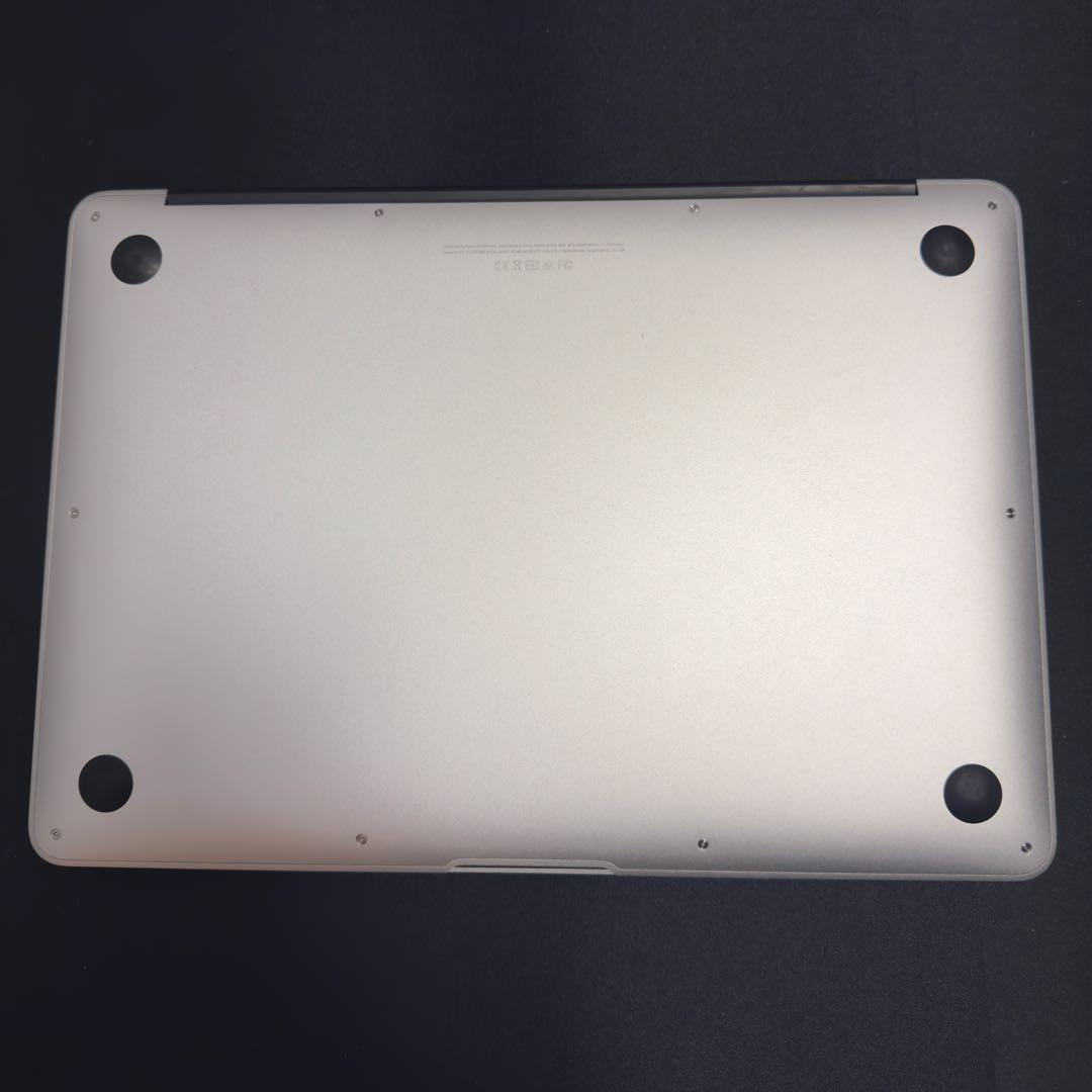 完動品 US配列 91% i7 8GB/256GB MacBook Air 13