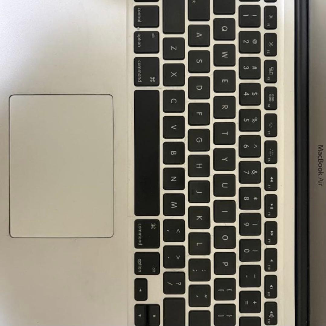 完動品 US配列 91% i7 8GB/256GB MacBook Air 13