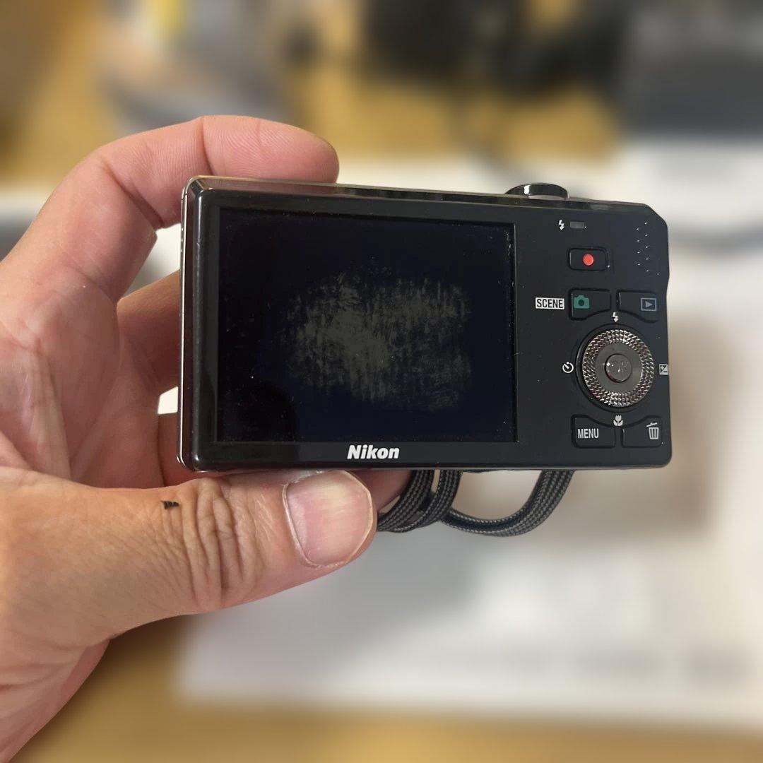 Nikon COOLPIX レッド Ｓ6000 中古